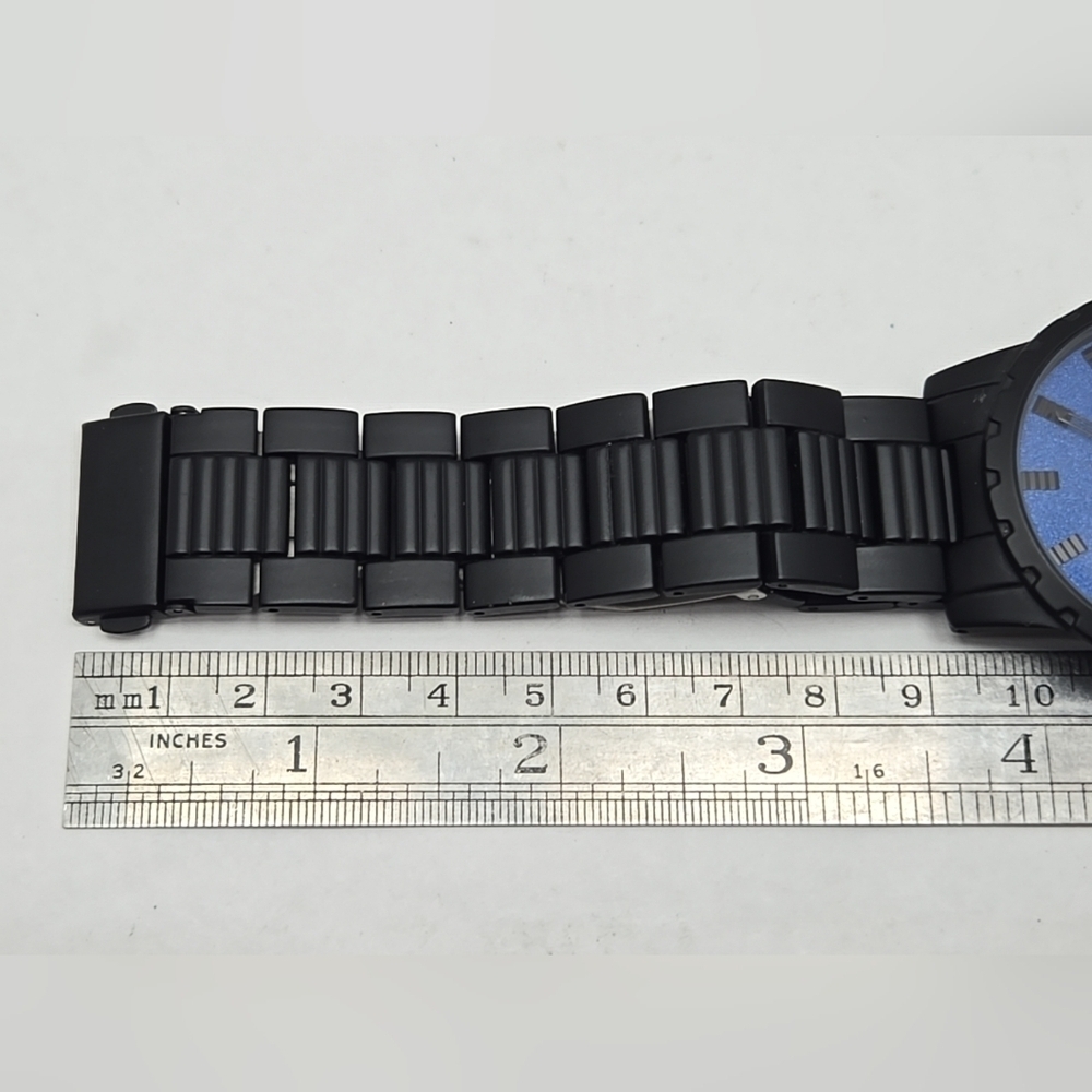 Mens Sean John Urbin 43mm Black Blue Watch SJ0001BKB New Battery Quartz Analog - Picture 9 of 10